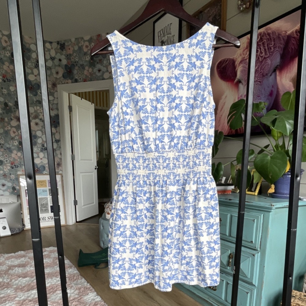 Sundress Universal Threads Size Small Keyhole Back with Tie In Back Cream/bl